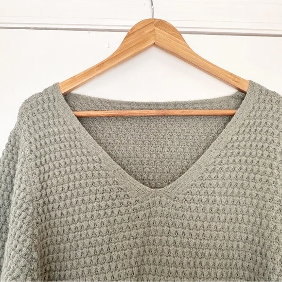 Cupshe Honeycomb Textured Knit Sweater Mini Dress Sage Green L NWT - Picture 3 of 9